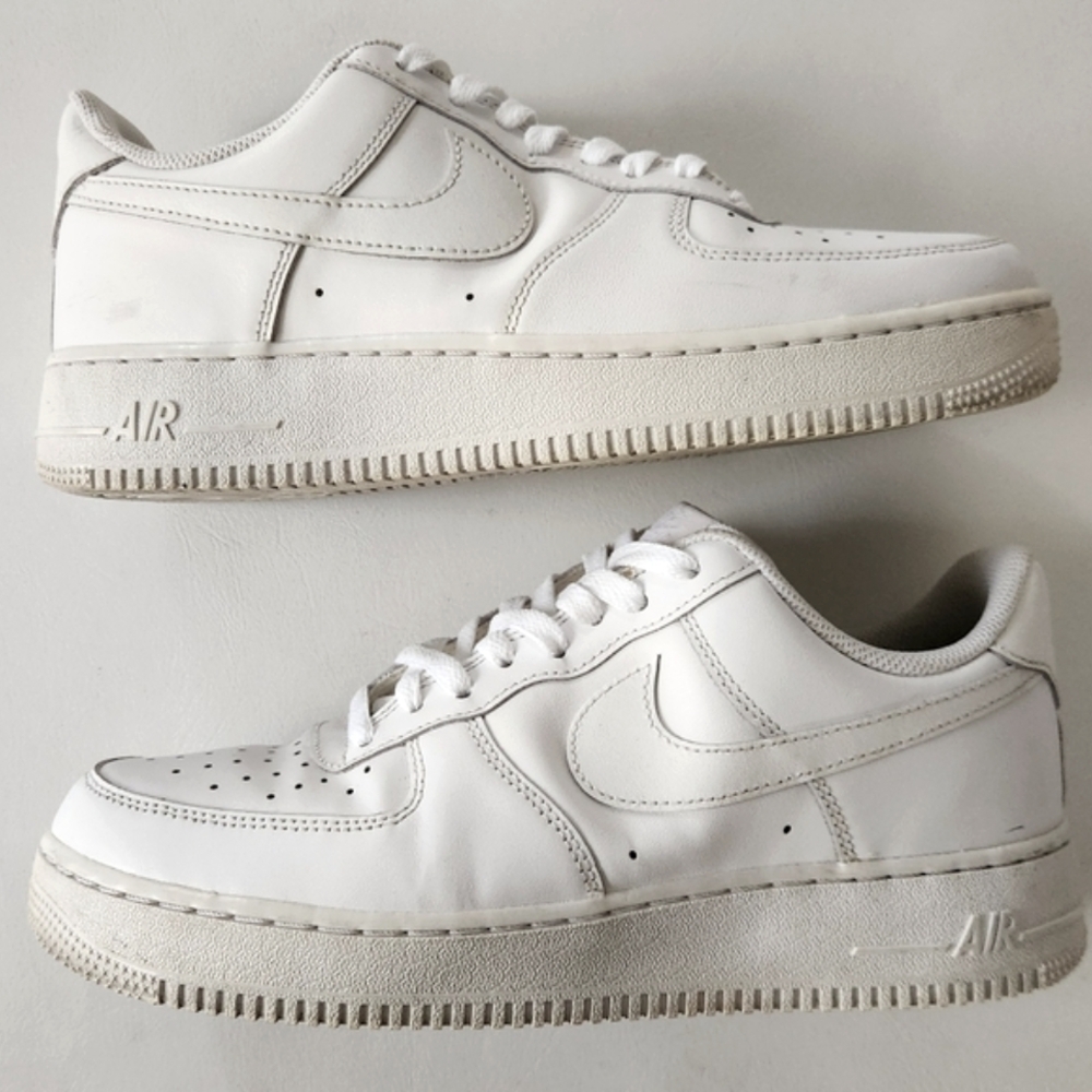 Nike Air Force 1 White Leather Sneakers - Picture 7 of 13